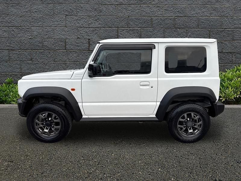 Used Suzuki Jimny SZ5 101 HP (74 kW) 2020 White SUV