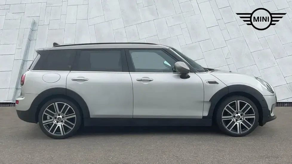 Used Mini Cooper Clubman Exclusive 134 HP (98 kW) 2021 Silver Estate