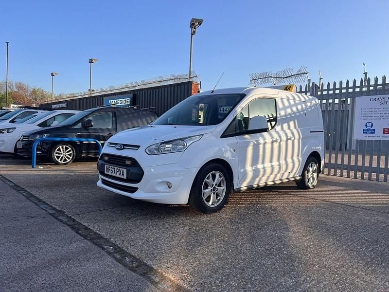 Used Ford Transit Connect Limited 120 HP (88 kW) 2017 White MPV