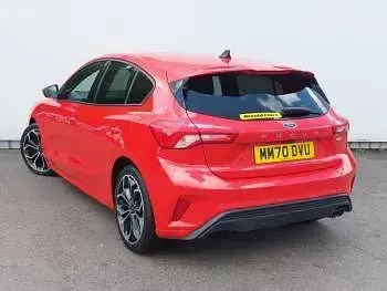 Used Ford Focus ST-Line X 125 HP (91 kW) 2020 Red Hatchback