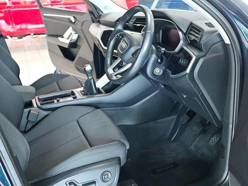 Used Audi Q3 Sport 150 HP (110 kW) 2019 Blue SUV