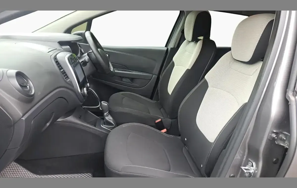 Used Renault Captur Iconic 90 HP (66 kW) 2018 Other SUV