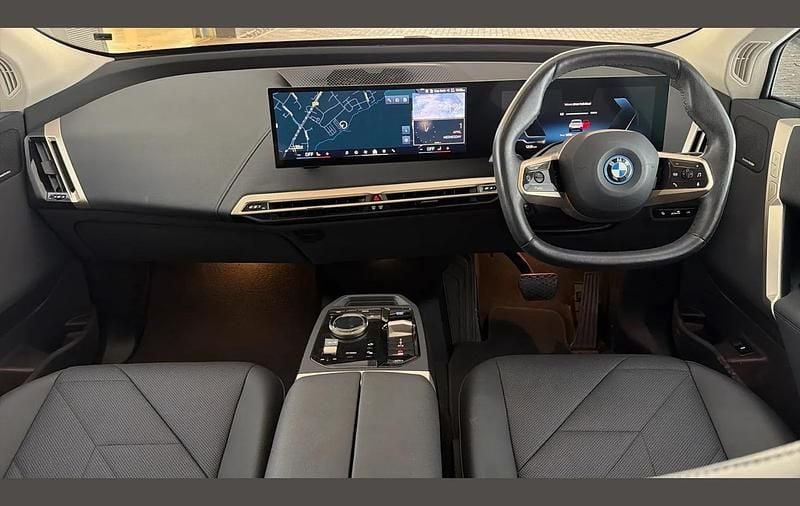 Used BMW iX Sport Line 239 kW (326 HP) 2024 White SUV