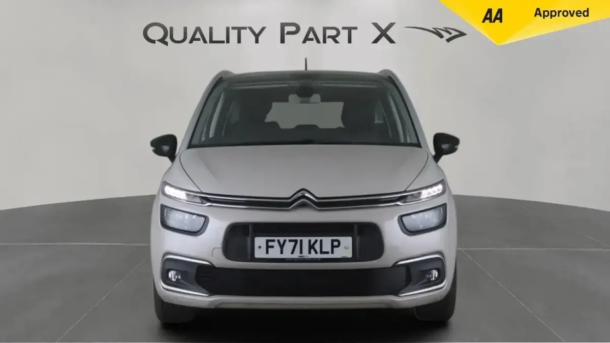 Used Citroën Grand C4 Picasso Live 130 HP (95 kW) 2021 Beige MPV