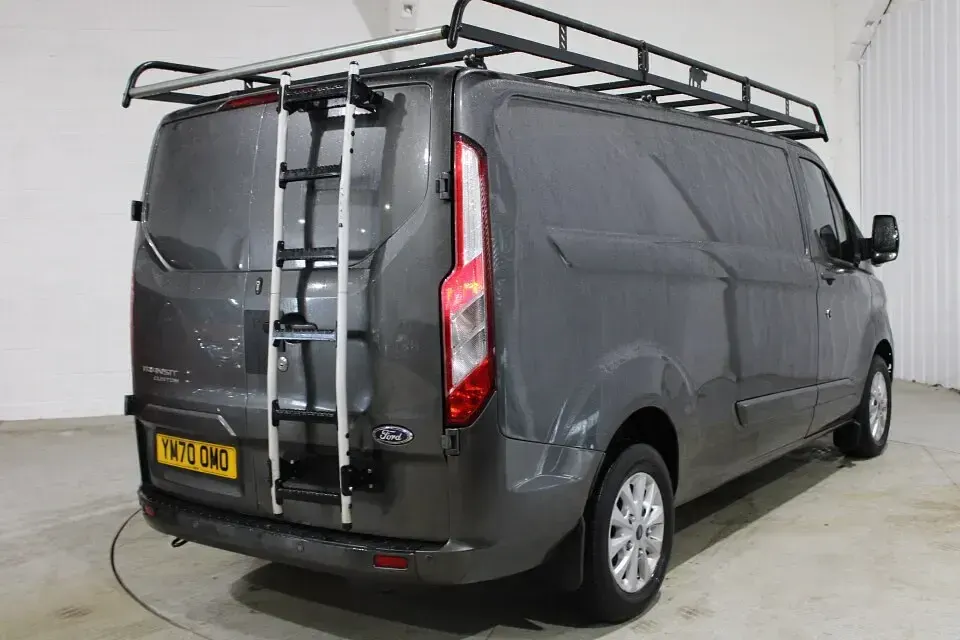 Used Ford Transit Custom Limited 130 HP (95 kW) 2020 Grey Van