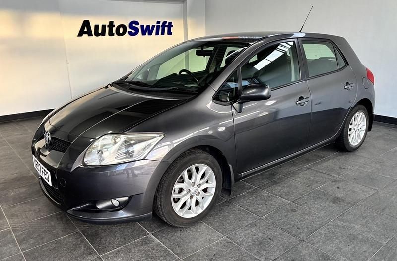 Usado Toyota Auris T3 97 HP (71 kW) 2007 Cinzento Citadino