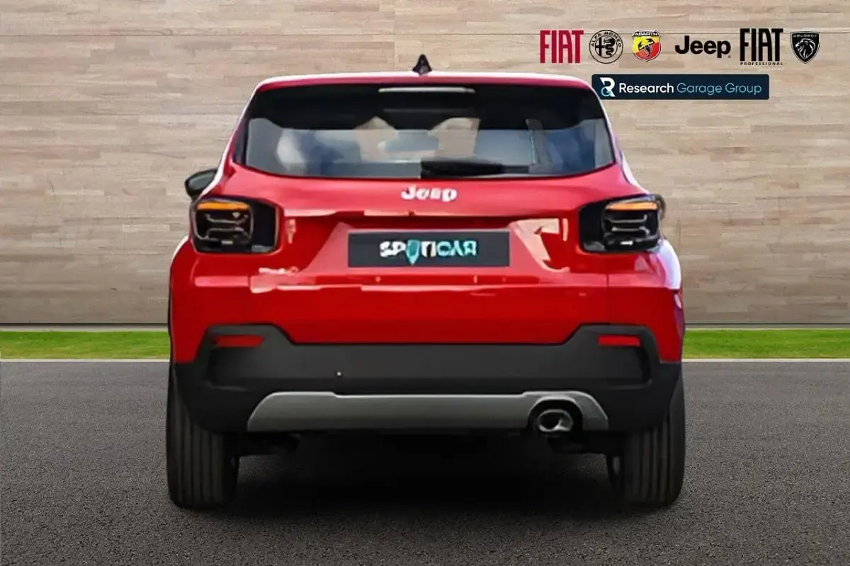 Used Jeep Avenger Altitude 100 HP (73 kW) 2025 Red SUV