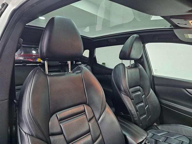 Used Nissan Qashqai Tekna+ 115 HP (84 kW) 2018 White SUV