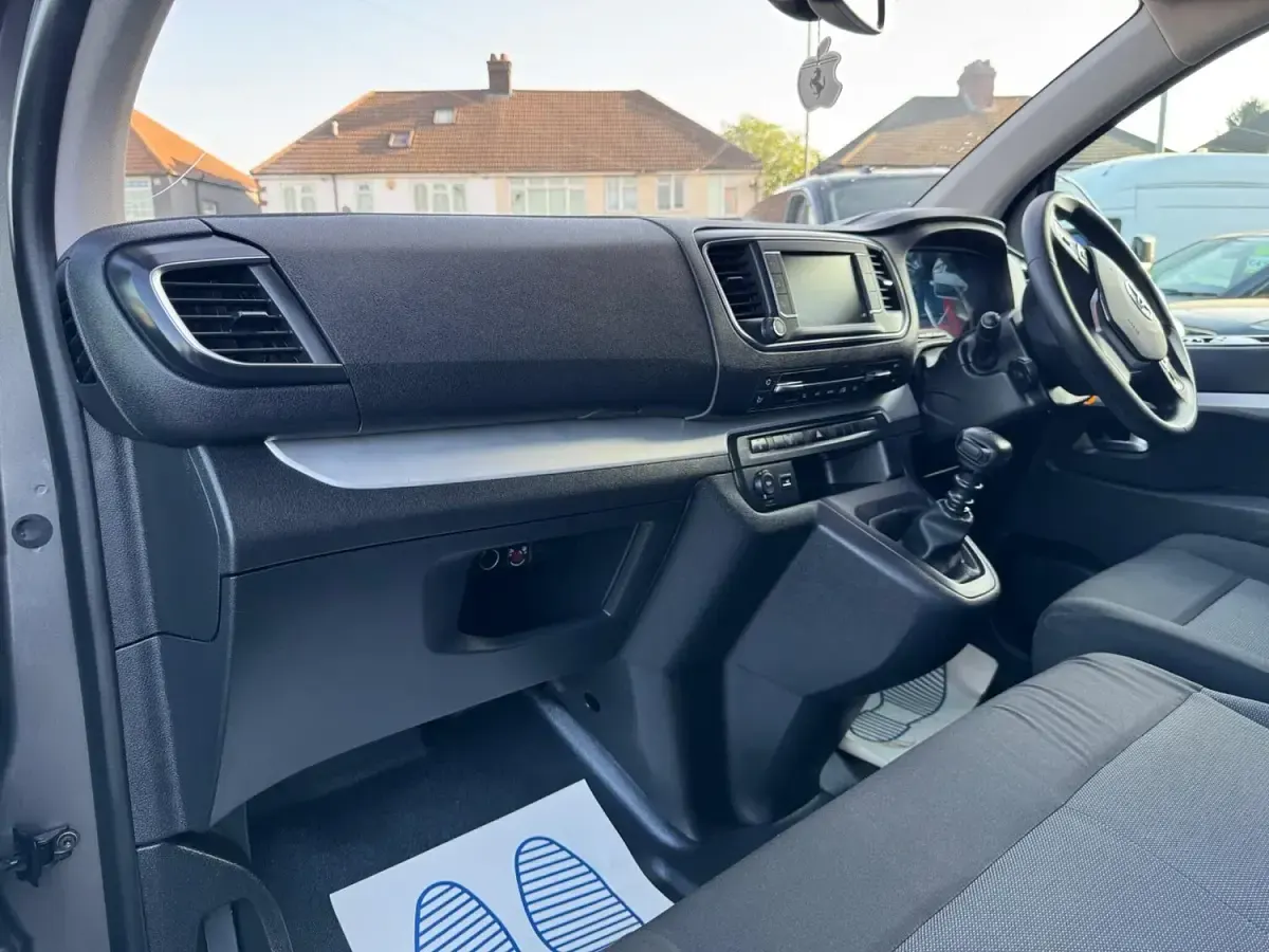 Usado Toyota Proace Verso City 120 CV (88 kW) 2020 Gris Familiar