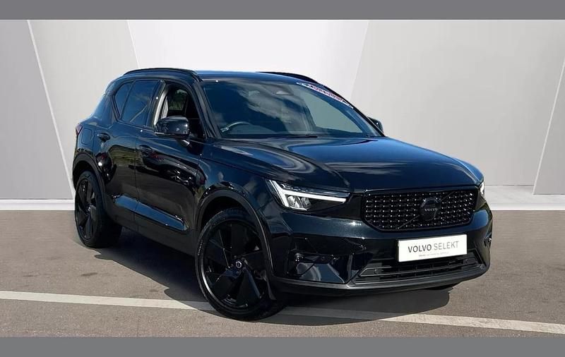 Black Used 2025 Volvo XC40 Plus SUV | £34,950 (Fair price) - Image 1/4