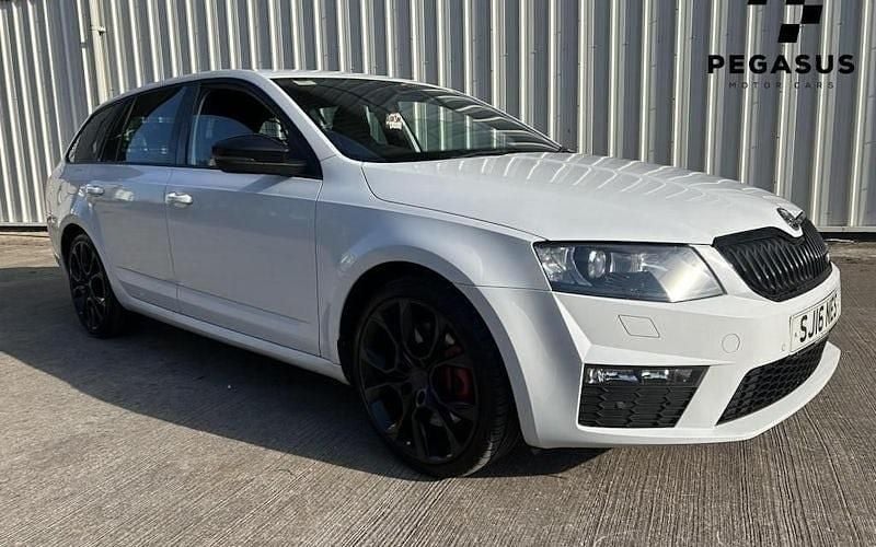 Used 2016 Skoda Octavia vRS Estate | £9,695 (Good price) - Image 1/4