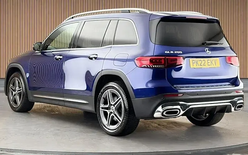 Used Mercedes GLB200 AMG line 163 HP (119 kW) 2022 Blue SUV