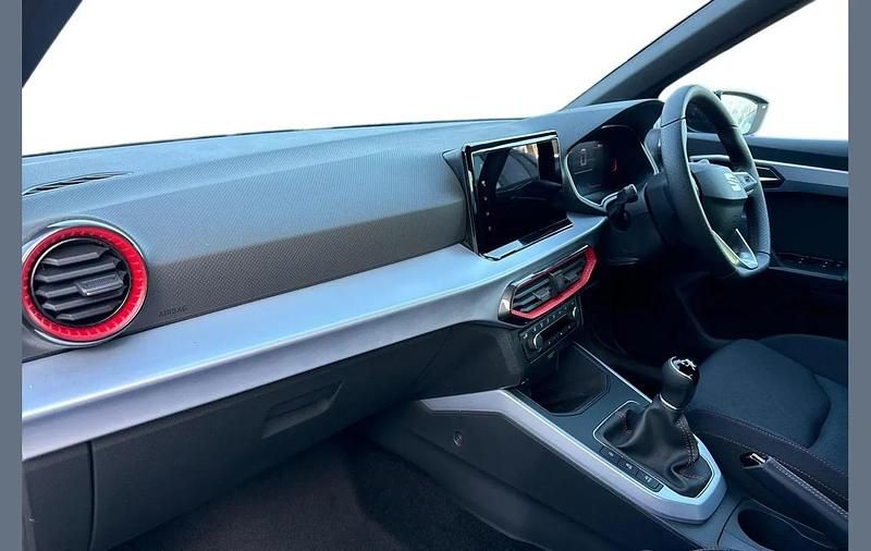 New Seat Arona FR 116 HP (85 kW) 2025 Grey SUV