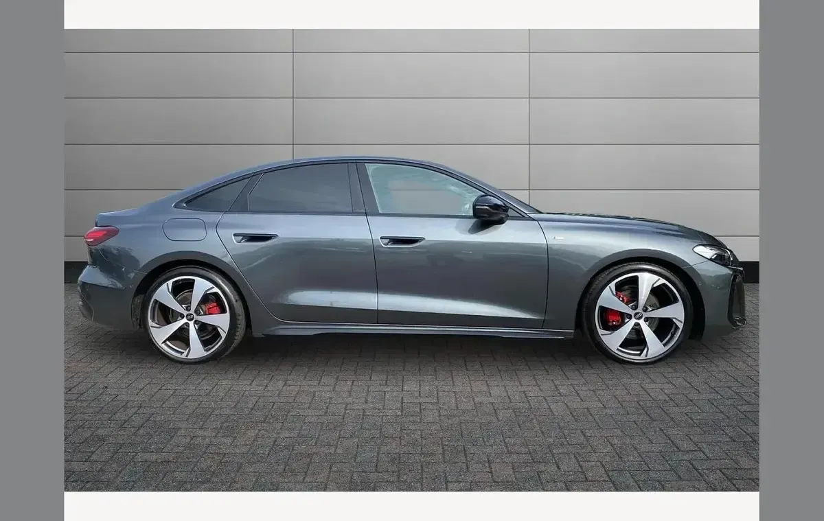 Used Audi A5 Advanced 200 HP (147 kW) 2025 Grey Sedan