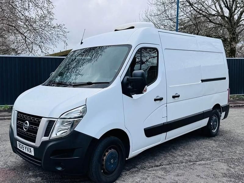 Used Nissan NV400 SE 130 HP (95 kW) 2019 White Van