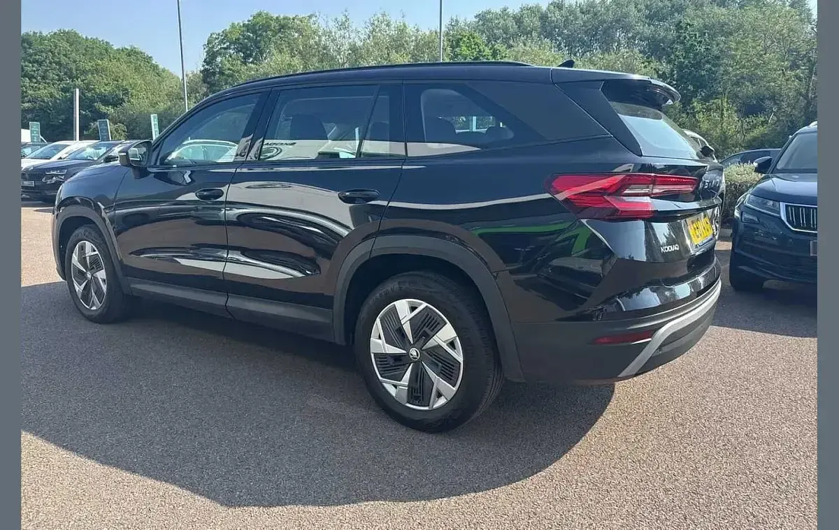 Used Skoda Kodiaq SE 150 HP (110 kW) 2024 Black magic pearl effect SUV