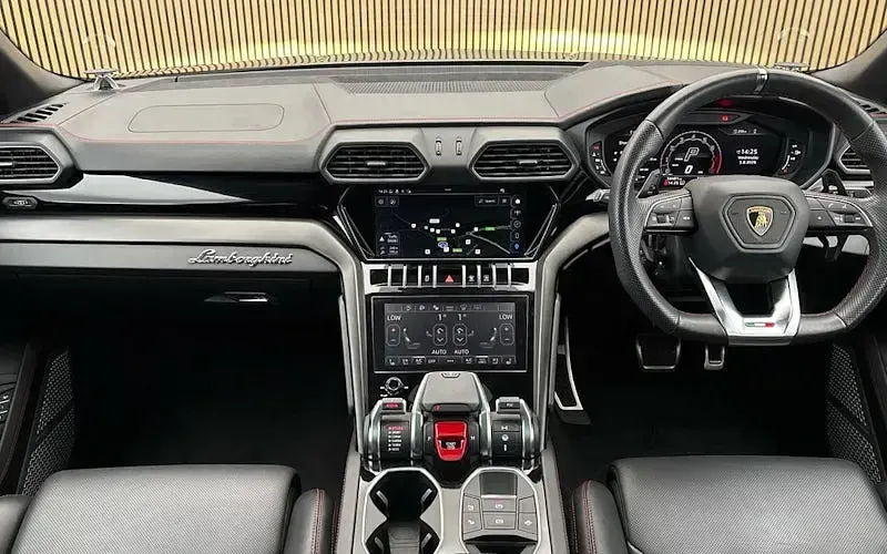 Used Lamborghini Urus 666 HP (489 kW) 2024 Grey SUV