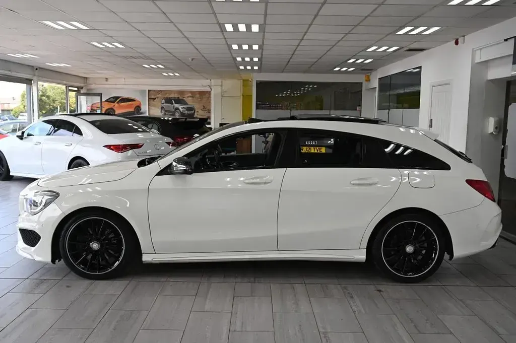 Used Mercedes CLA220 AMG 177 HP (130 kW) 2015 White Coupe