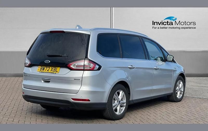 Usado Ford Galaxy Titanium 190 HP (139 kW) 2023 Prateado Monovolume