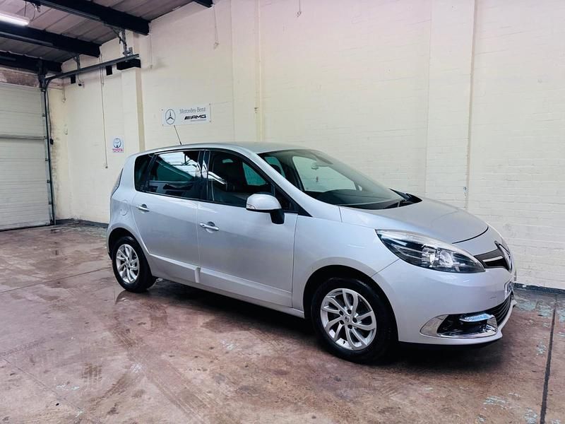 Used Renault Scénic III Dynamique 110 HP (80 kW) 2014 Silver MPV