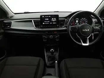 Used Kia Rio 83 HP (61 kW) 2022 White Hatchback