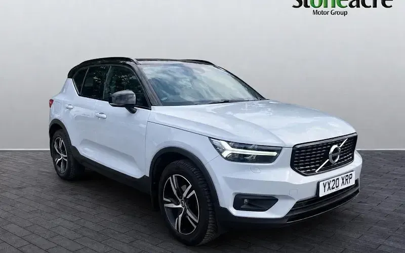 Used Volvo XC40 R-Design 163 HP (119 kW) 2021 SUV