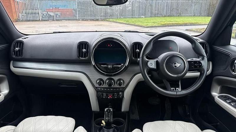 Used Mini Cooper Countryman Comfort 136 HP (100 kW) 2022 Enigmatic black metallic SUV