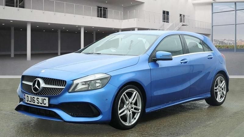 Used Mercedes A200 AMG line 2016 Blue Hatchback