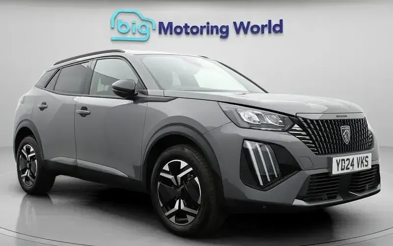 Gebraucht Peugeot 2008 Allure 131 PS (96 kW) 2024 SUV