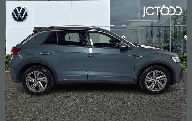 Usado VW T-Roc R-line 150 HP (110 kW) 2025 Azul SUV