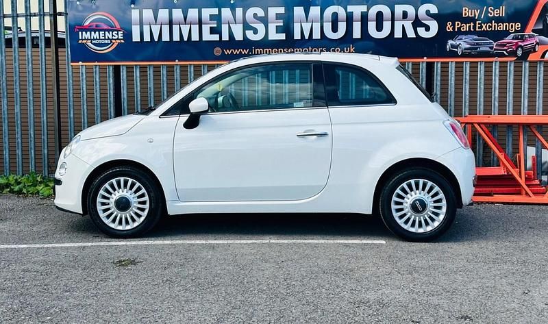 Used Fiat 500 Lounge 69 HP (50 kW) 2014 White Hatchback
