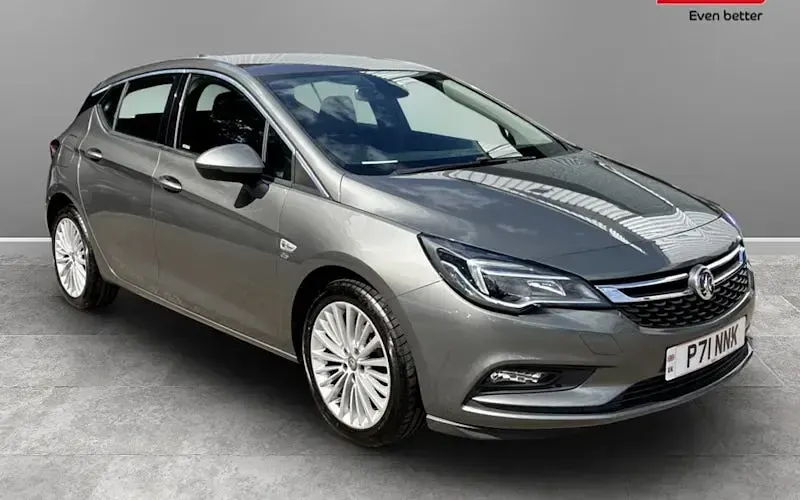 Used Vauxhall Astra Elite 150 HP (110 kW) 2017 Hatchback