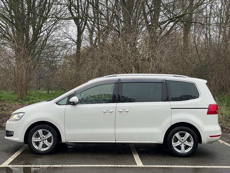 Usado VW Sharan SE 150 HP (110 kW) 2014 Branco Monovolume