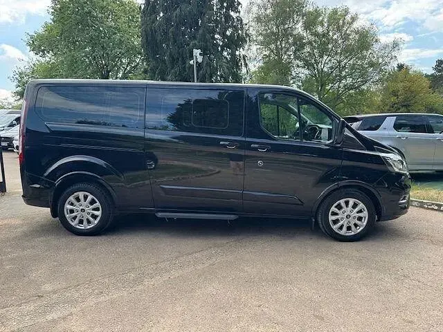 Used Ford Tourneo Titanium 130 HP (95 kW) 2022 Black MPV