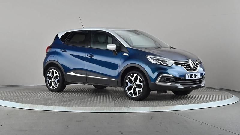Blue/silver Used 2019 Renault Captur GT-Line SUV | £9,498 (Fair price) - Image 1/4