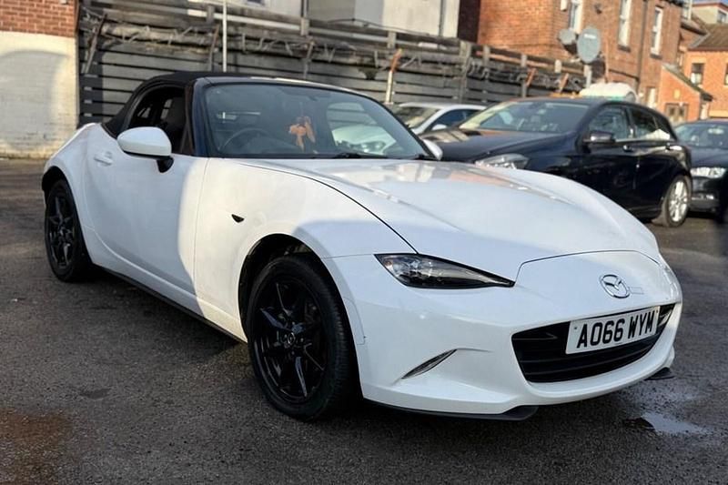 White Used 2016 Mazda MX5 Cabriolet | £9,630 (Fair price) - Image 1/1