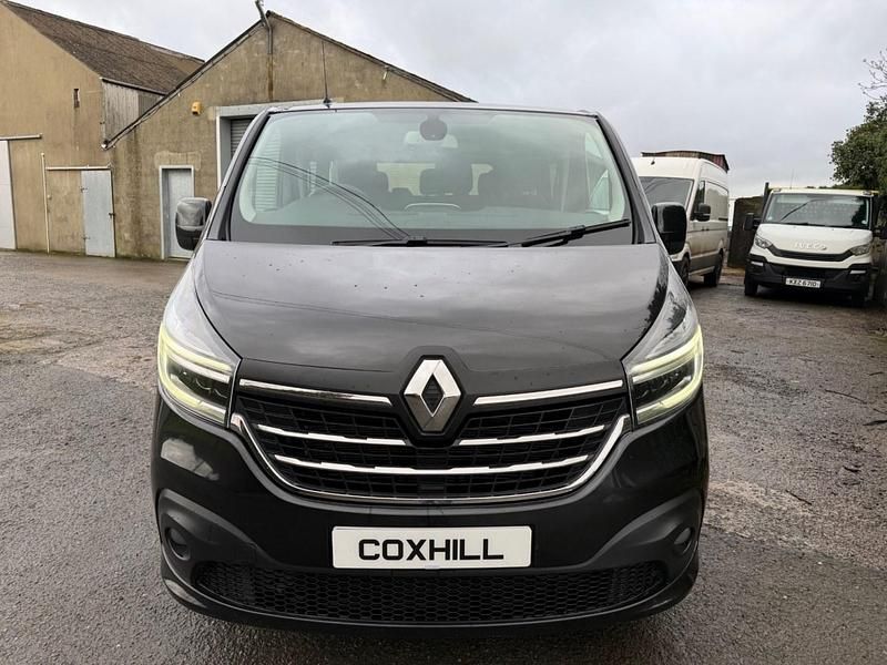 Used Renault Trafic 2020 Black MPV