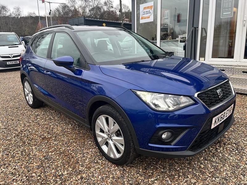 Used Seat Arona SE Technology 95 HP (69 kW) 2019 Blue SUV