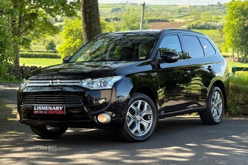 Used 2014 Mitsubishi Outlander P-HEV | £8,250 (Fair price) - Image 1/1
