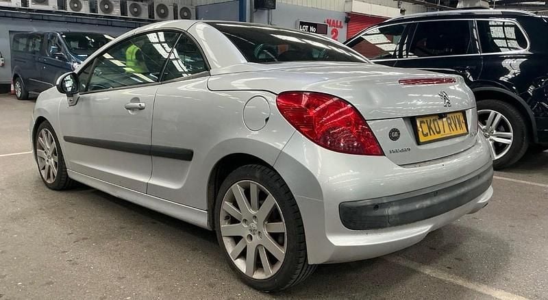 Used Peugeot 207 GTi 120 HP (88 kW) 2007 Silver Cabriolet