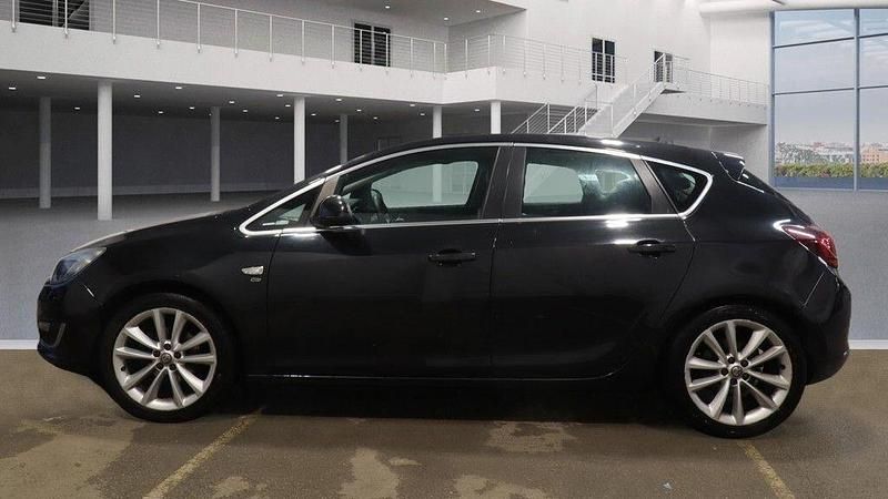Used Vauxhall Astra Elite 2015 Black Hatchback