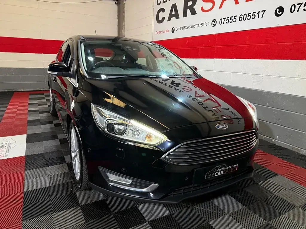 Used Ford Focus Titanium X 120 HP (88 kW) 2017 Black Hatchback