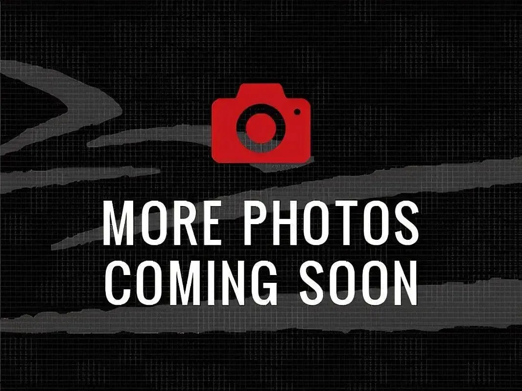Usado Volvo V40 2015 Negro Utilitario