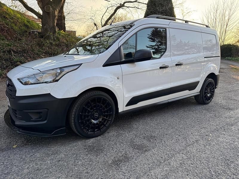 White Used 2021 Ford Transit Van | £9,990 (Fair price) - Image 1/4