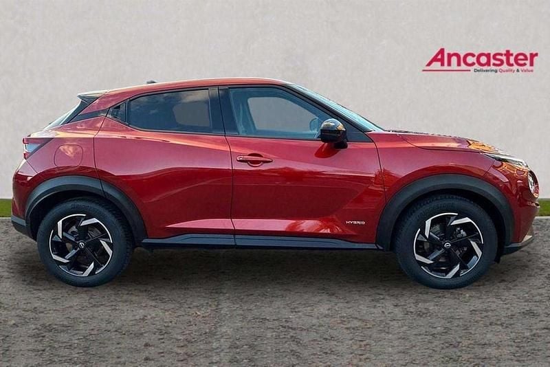 Used Nissan Juke N-Connecta 143 HP (105 kW) 2023 Red SUV