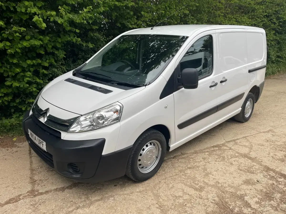 Used Citroën Dispatch 90 HP (66 kW) 2014 White MPV