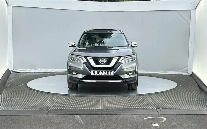 Used Nissan X-Trail Tekna 177 HP (130 kW) 2017 Grey SUV