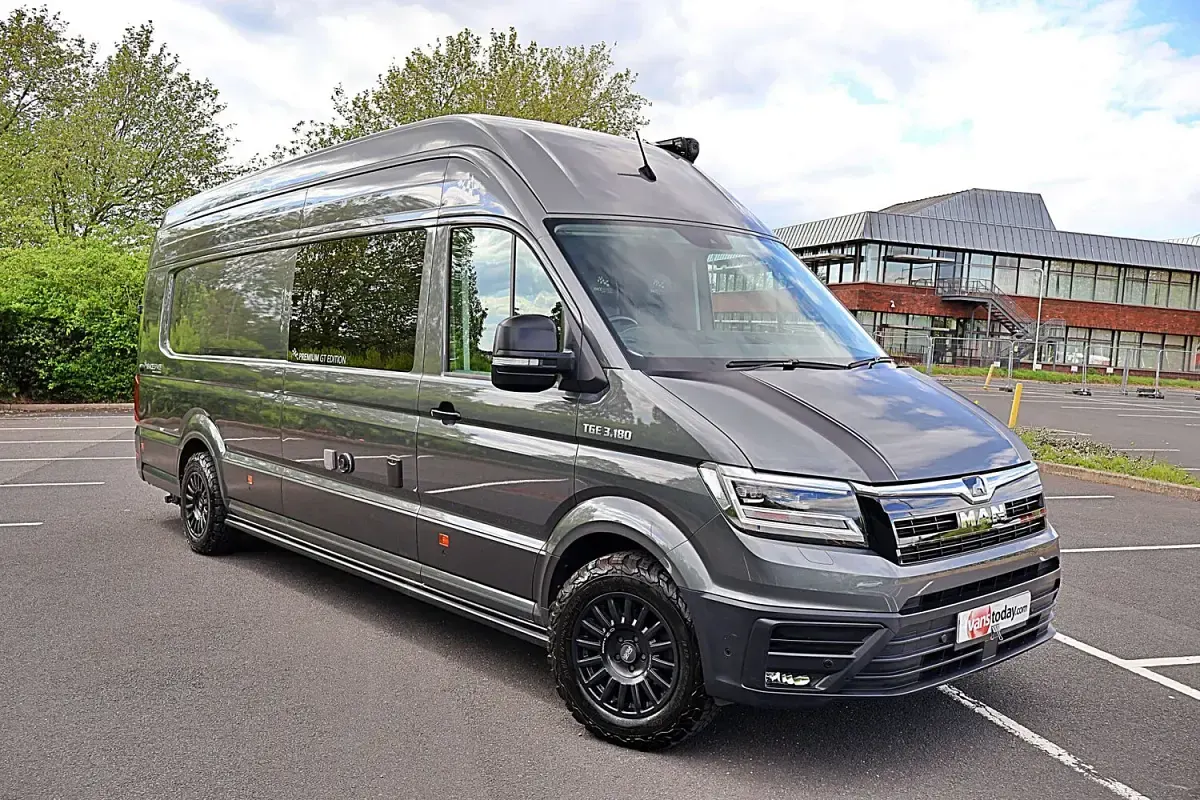 Used MAN TGE 185 HP (136 kW) 2022 Grey Van
