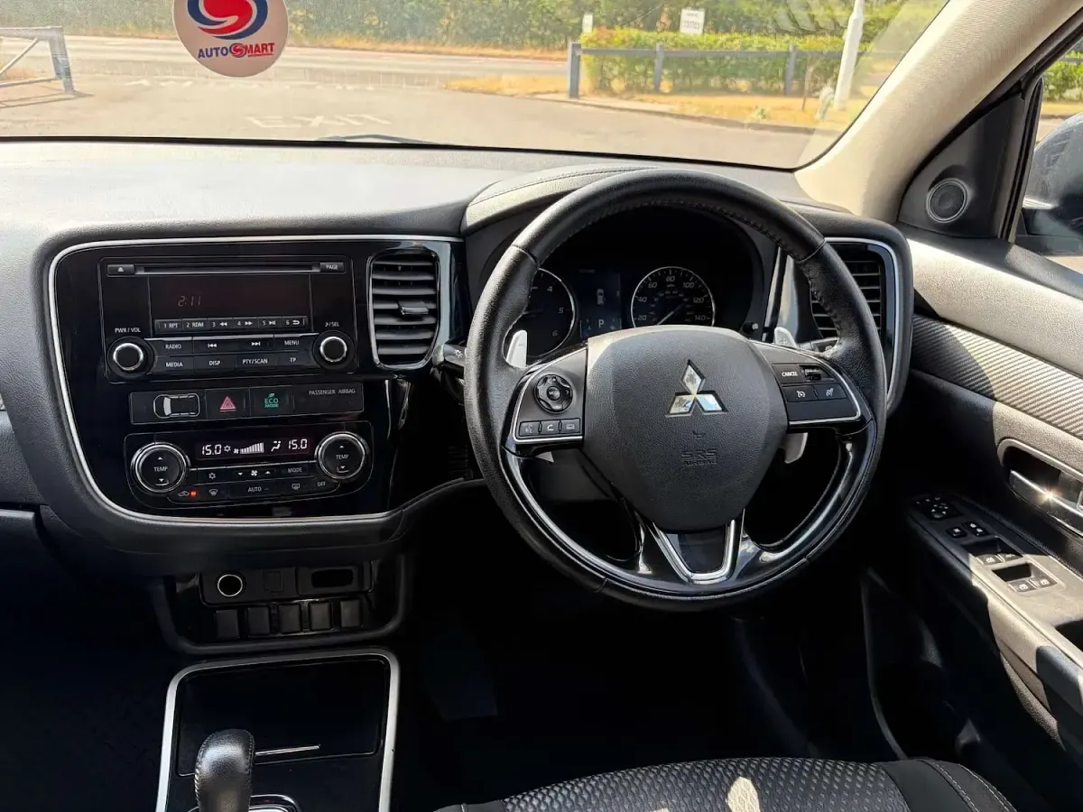 Used Mitsubishi Outlander 147 HP (108 kW) 2017 Grey SUV
