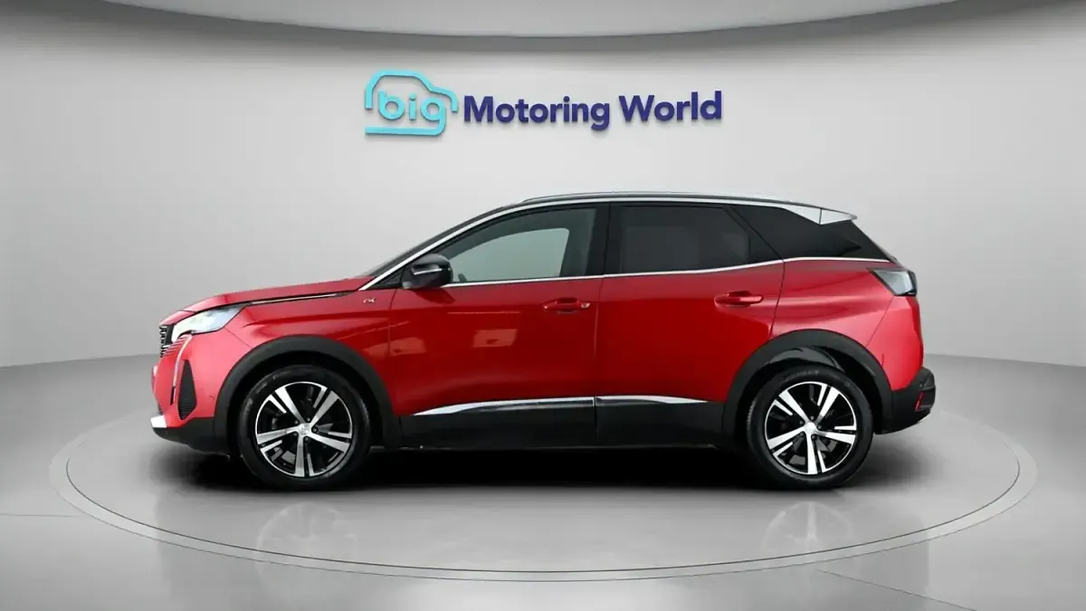 Used Peugeot 3008 GT 131 HP (96 kW) 2022 Red SUV
